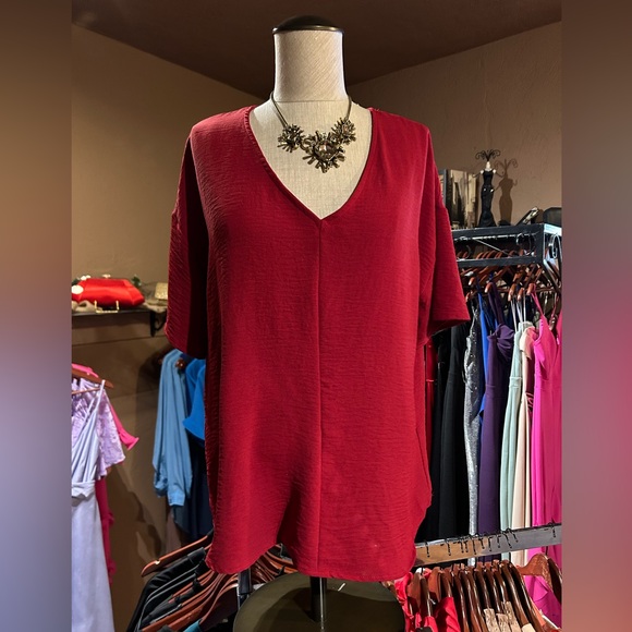 Red Relax Fit Top Blouse-NWT - Picture 3 of 4